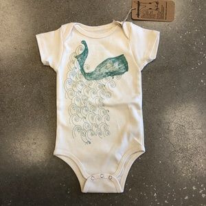 Organic Onesie by Supermaggie